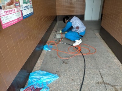 ビル テナント 排水桝 高圧洗浄  悪臭 改善 砂利除去 配管 神戸市 トラブラン